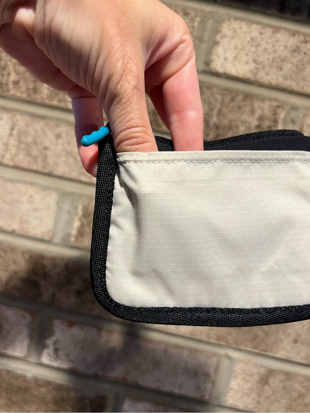Lululemon True Identity Card Case - Picture 13 of 14
